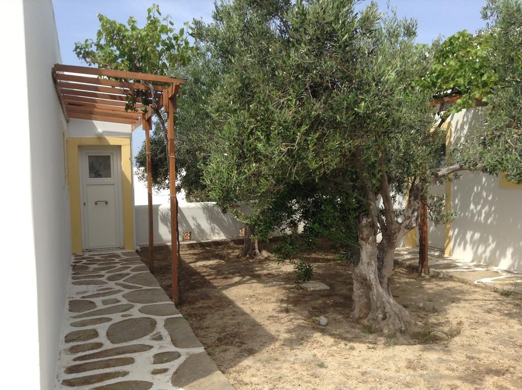 Galaxy Apartments Aliki  Luaran gambar