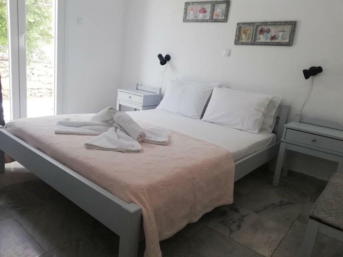 Galaxy Apartments Aliki  Luaran gambar